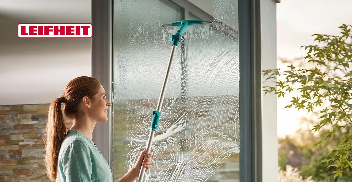 Iegādājies Leifheit produktus un saņem Leifheit logu tīrītāju Window Slider XL, 40cm dāvanā!