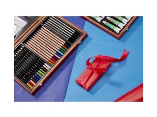 Krāsaino zīmuļu dāvanas komplekts Derwent koka kastē