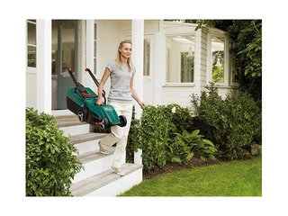 Elektriskā zāles pļaujmašīna Bosch ROTAK 32