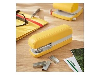 Skavotājs Leitz Cosy, 30 lapām, dzeltens