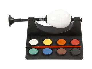 Подставка для яиц с акварельными красками