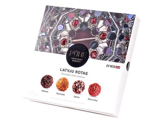 Šokolādes trifeļu kolekcija Pure Chocolate Rotas 16, 135g