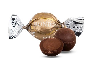 Piimašokolaadikommid pähklitega 1kg