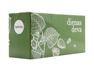 Смесь орехов и сухофруктов 