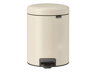 Ведро для мусора с педалью Brabantia, NewIcon, нежно-бежевое, 5л