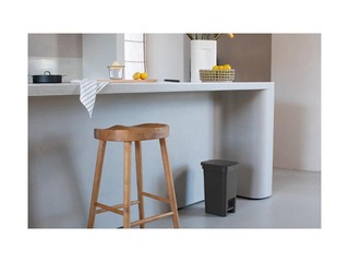 Мусорное ведро с педалью StepUp, тёмно-серое, 10л