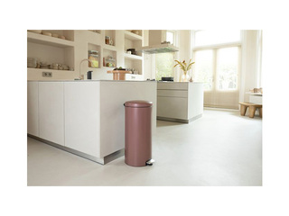 Pedaaliga prügikast Brabantia, NewIcon, satiinjaspruun, 30l