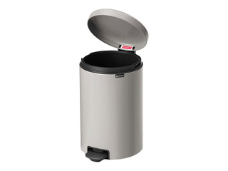 Мусорное ведро с педалью Brabantia, NewIcon, светло-серое, 20л