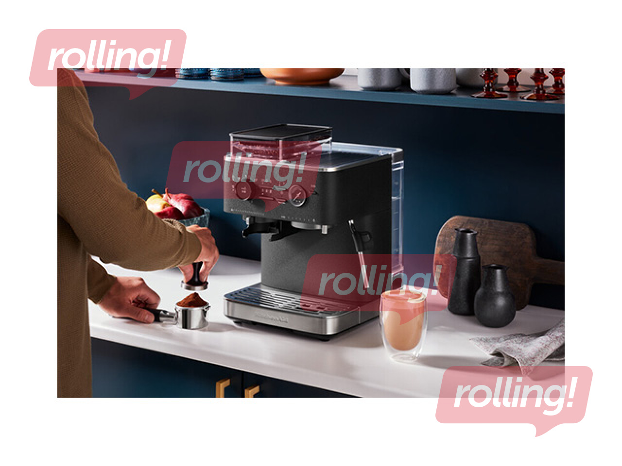 Kafijas automāts KitchenAid ar kafijas dzirnaviņām, čuguna melns