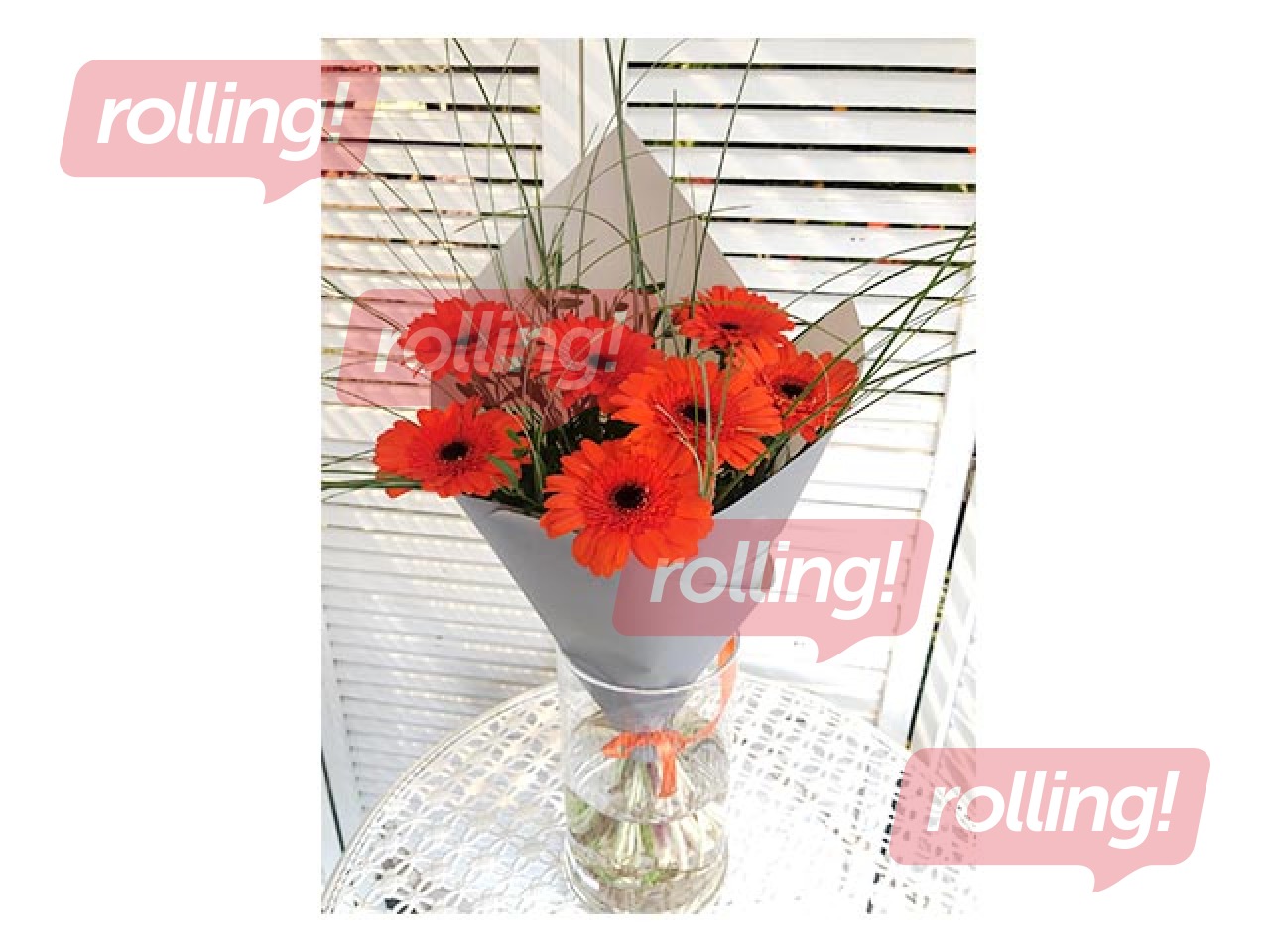 Ziedu pušķis no 7 mini gerberām, 40cm