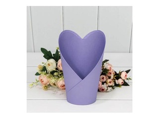 Dāvanu kaste ziediem, violeta