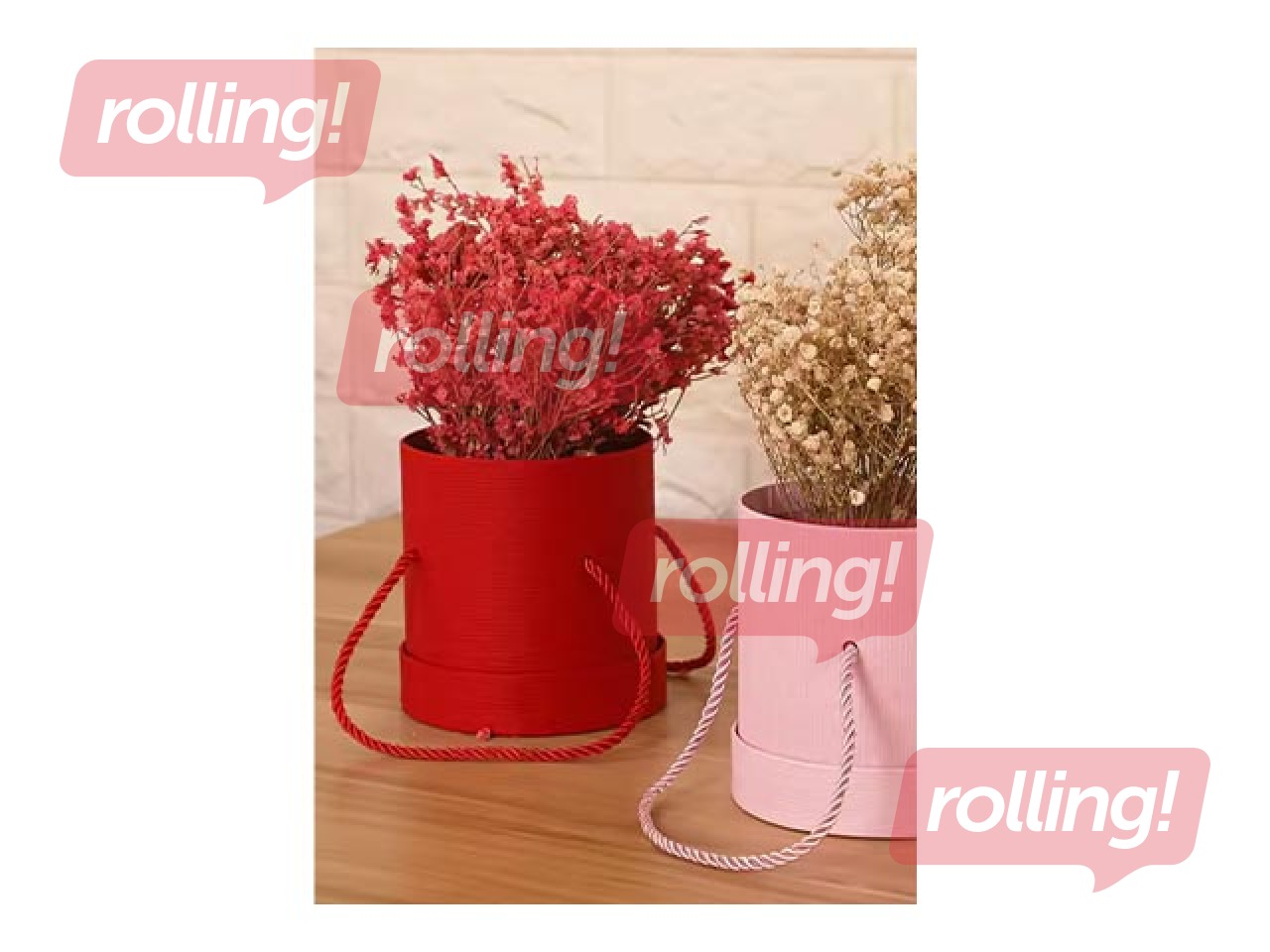 Gift box for flowers, with texture, red