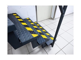 Grīdas marķēšanas līmlente Duraline®,  50 mm x 15m, melni dzeltena