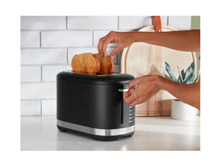 Tosteris KitchenAid, 980W, matēts, melns