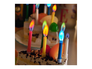 Jubilejas svecītes Toro Party, ar turētāju, deg ar krāsainu liesmu, dažādas krāsas, 6cm, 12 gab.