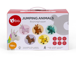 Jumping animal deer